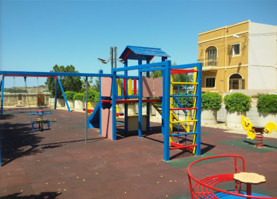 Mgarr Playground2